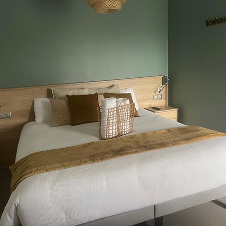Chambre Privatisee L'Ermitage Vue Sur La Mayenne Château-Gontier Buitenkant foto